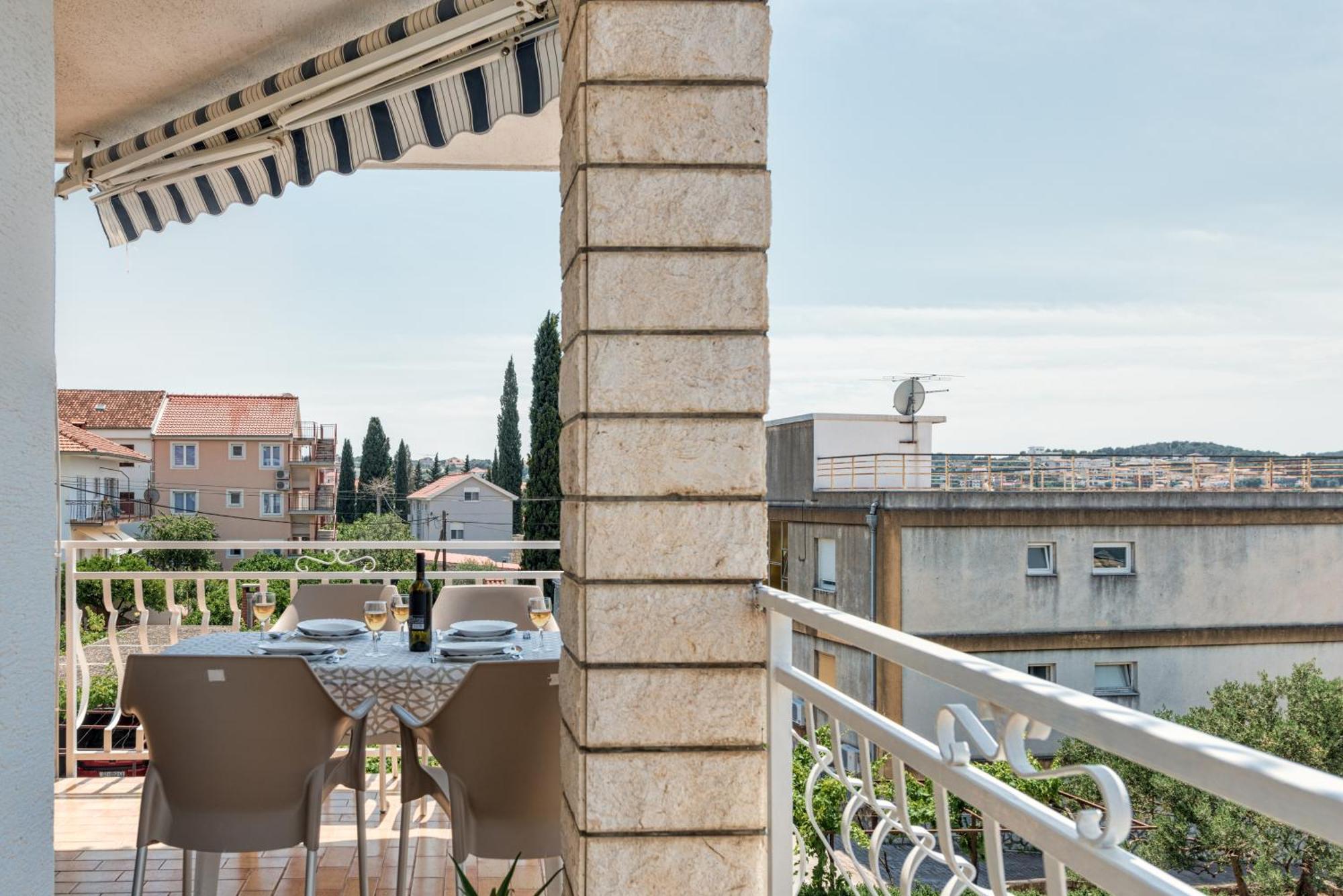 Villa Daniela Trogir Exterior foto